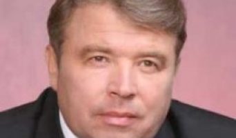 ШКАНОВА ДОГРУЖАЮТ ЗЕМЛЕЙ