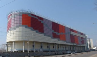 Девушки предприняли три попытки в течение дня обокрасть бутик в ТЦ