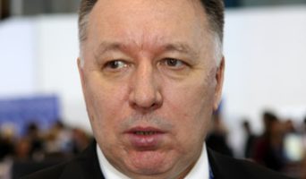 С.Бажанов предлагает снизить долговую нагрузку на регионы