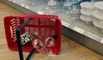 Что делать при случайном повреждении неоплаченного товара в магазине
