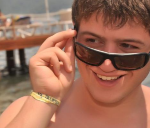 Сын главы азербайджанской диаспоры признан виновным в избиении девушки