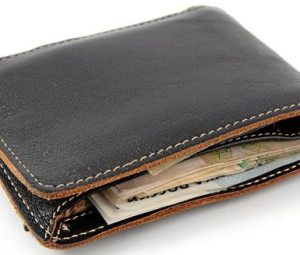 Размер среднемесячной зарплаты в Ульяновской области за январь-август 2012 года