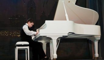 13-летний Данила Логинов выступит с Президентским оркестром
