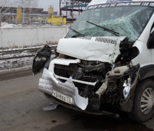 Пять человек пострадали в ДТП маршрутки с грузовиком в Ульяновске
