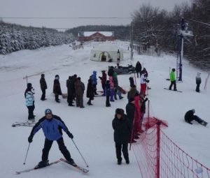 Близ санатория “Дубки” открылся горнолыжный комплекс. Фото