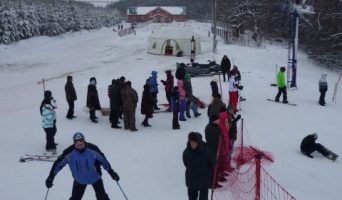 Близ санатория “Дубки” открылся горнолыжный комплекс. Фото