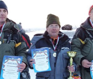 Команда “Успех” стала первой в чемпионате Ульяновской области по зимней рыбалке