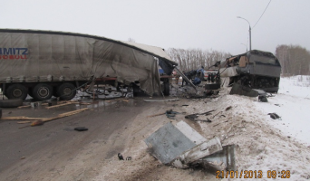 Крупное ДТП с участием автобуса с паломниками и грузовика МАЗ