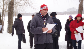 Ульяновский судебный пристав стал первым в чемпионате по холодовому плаванию