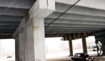 В Саранске треснул недавно отремонтированный мост, отрезав целый район