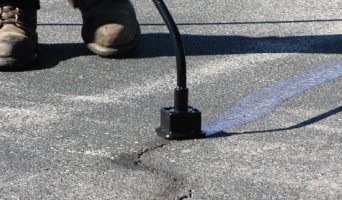 В Ульяновске продолжается ямочный ремонт дорог с применением холодного асфальтобетона