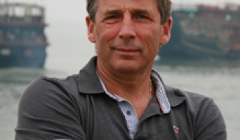 Региональную продуктовую сеть “Покупай ульяновское!” отдают Олегу Лебеденко