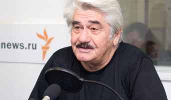 Скончался режиссер цыганского театра «Ромэн» Олег Хабалов