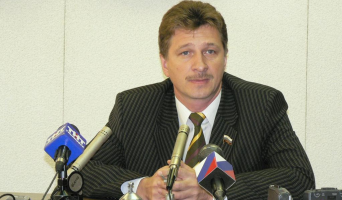 Игорь Селиверстов вышел из фракции «Единая Россия» и сложил полномочия председателя комитета