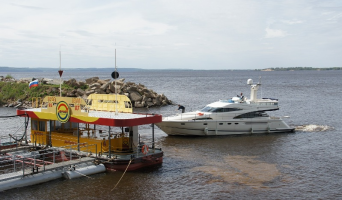 В Чувашии появилась первая плавучая заправочная станция “Илем”