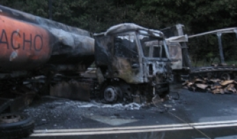 ДТП 24 августа: бензовоз столкнулся с двумя фурами