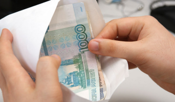 Сергей Морозов предложил ввести административную и уголовную ответственности за выплату заработной платы «в конвертах»