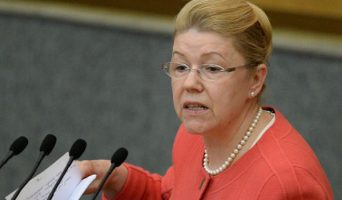 Мизулина предложила вписать православие в Конституцию РФ