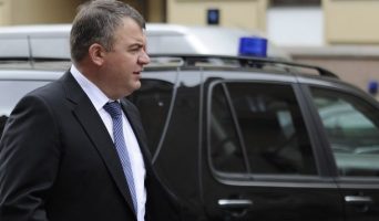 Новый взлет бывшего министра обороны Сердюкова
