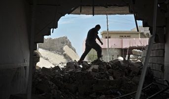 В Самарре смертниками атаковано два полицейских участка