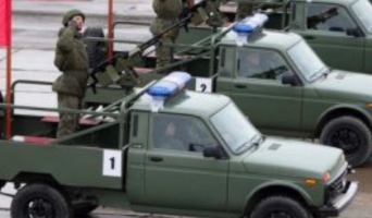 Возвращение тачанок: российская армия испытала многоцелевой автомобиль с пулеметным вооружением «Лада 4×4»